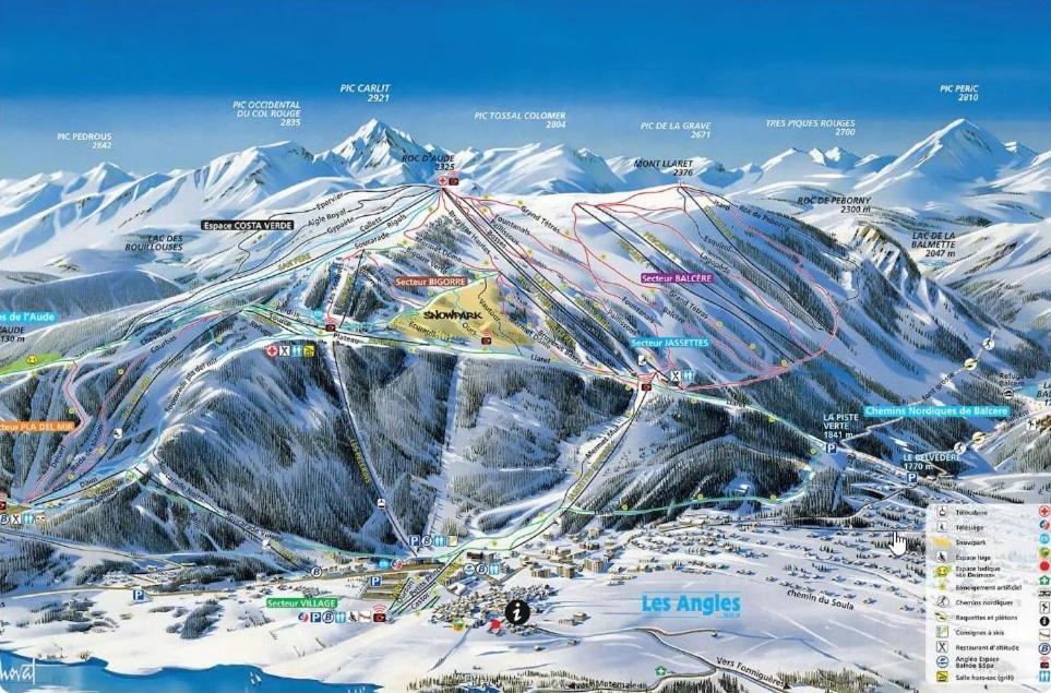 Pres Des Pistes Avec Vue Panoramique * Les Angles (Pyrenees-Orientales)